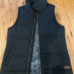 Women's Black Puffer Vest